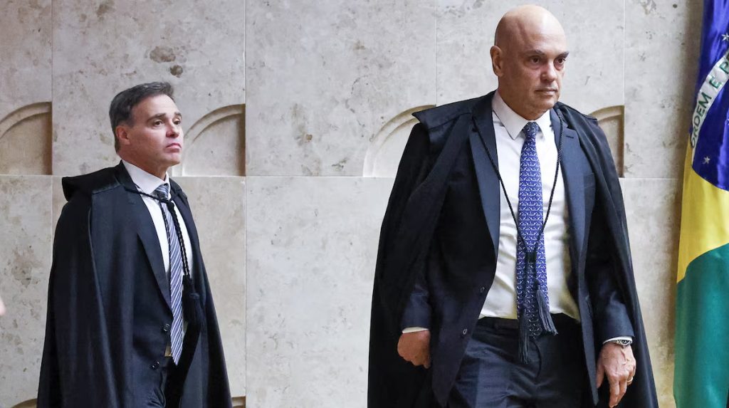 Sob desconfiança crescente, STF faz sessão inédita para decidir se investiga Moraes